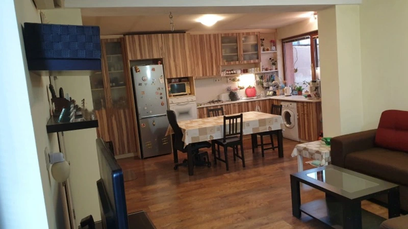 House 100m² in Bulgaria, Sofia. Priced at 213307£ rent photo-5