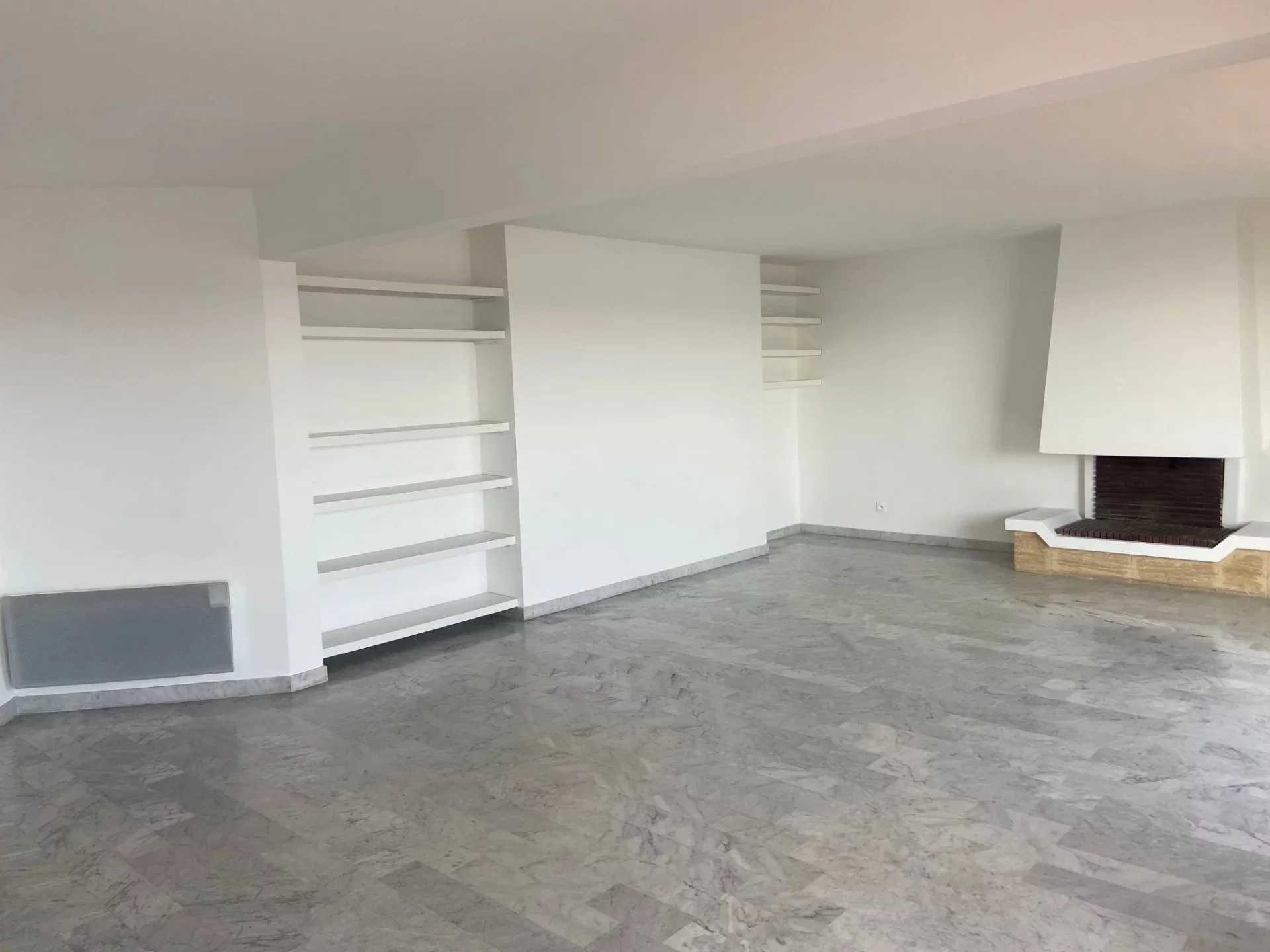 Flat 100m² in France, Menton. Priced at 1074023£ rent photo-5