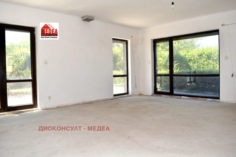House 205m² in Bulgaria, Sofia. Priced at 307777£ rent photo-7