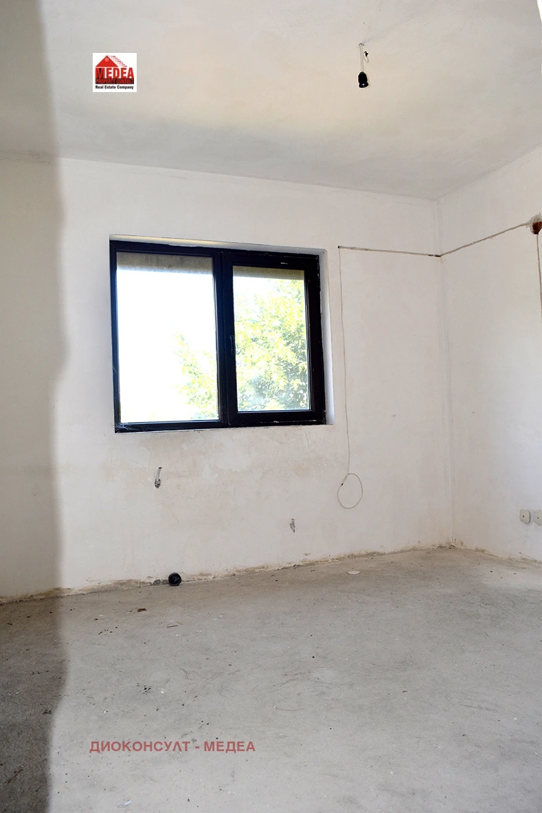 House 205m² in Bulgaria, Sofia. Priced at 307777£ rent photo-9