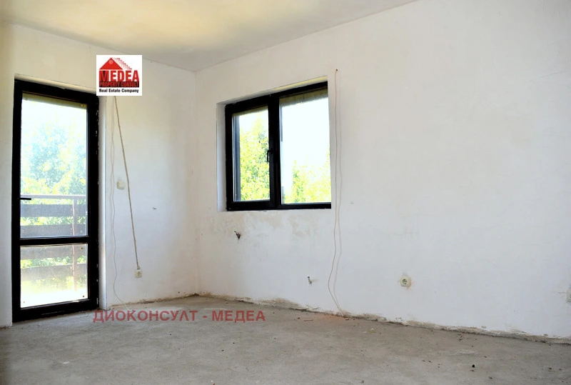House 205m² in Bulgaria, Sofia. Priced at 307777£ rent photo-10