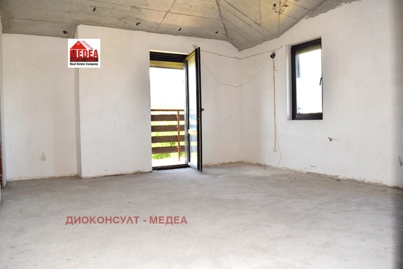 House 205m² in Bulgaria, Sofia. Priced at 307777£ rent photo-11
