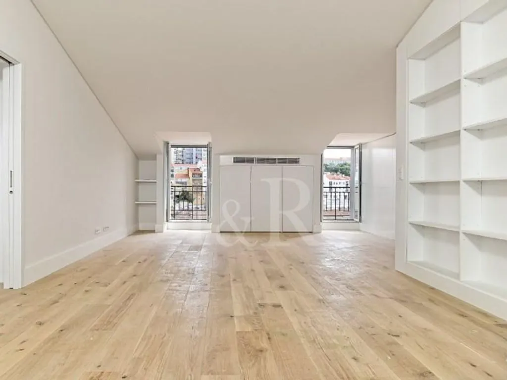 Flat 209m² in Portugal, Lisbon. Priced at 1190000€ rent photo-2