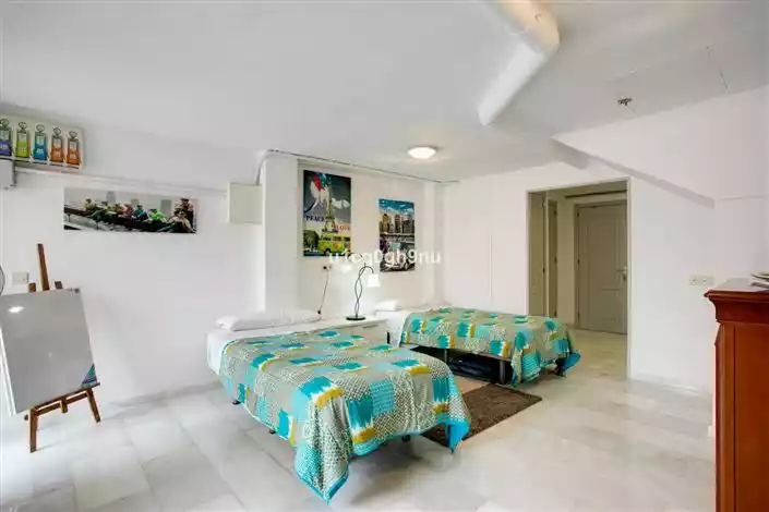 Townhouse 204m² in Spain, Estepona. Priced at 625000€ rent photo-7