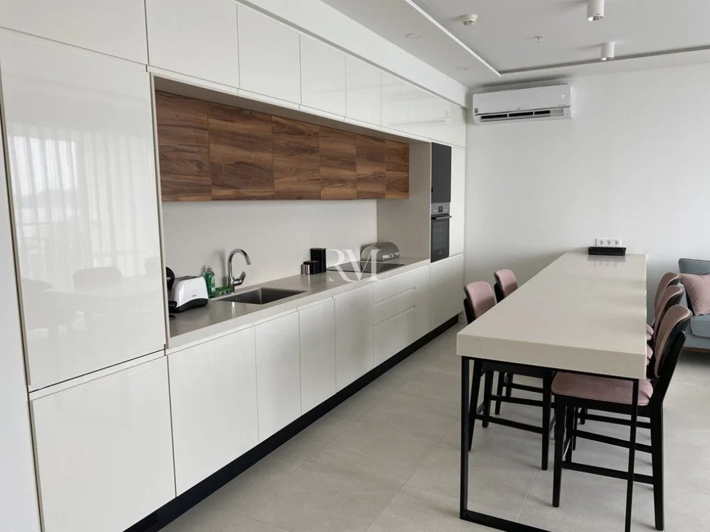 Flat 78m² in Montenegro, Budva. Priced at 424000€ rent photo-3
