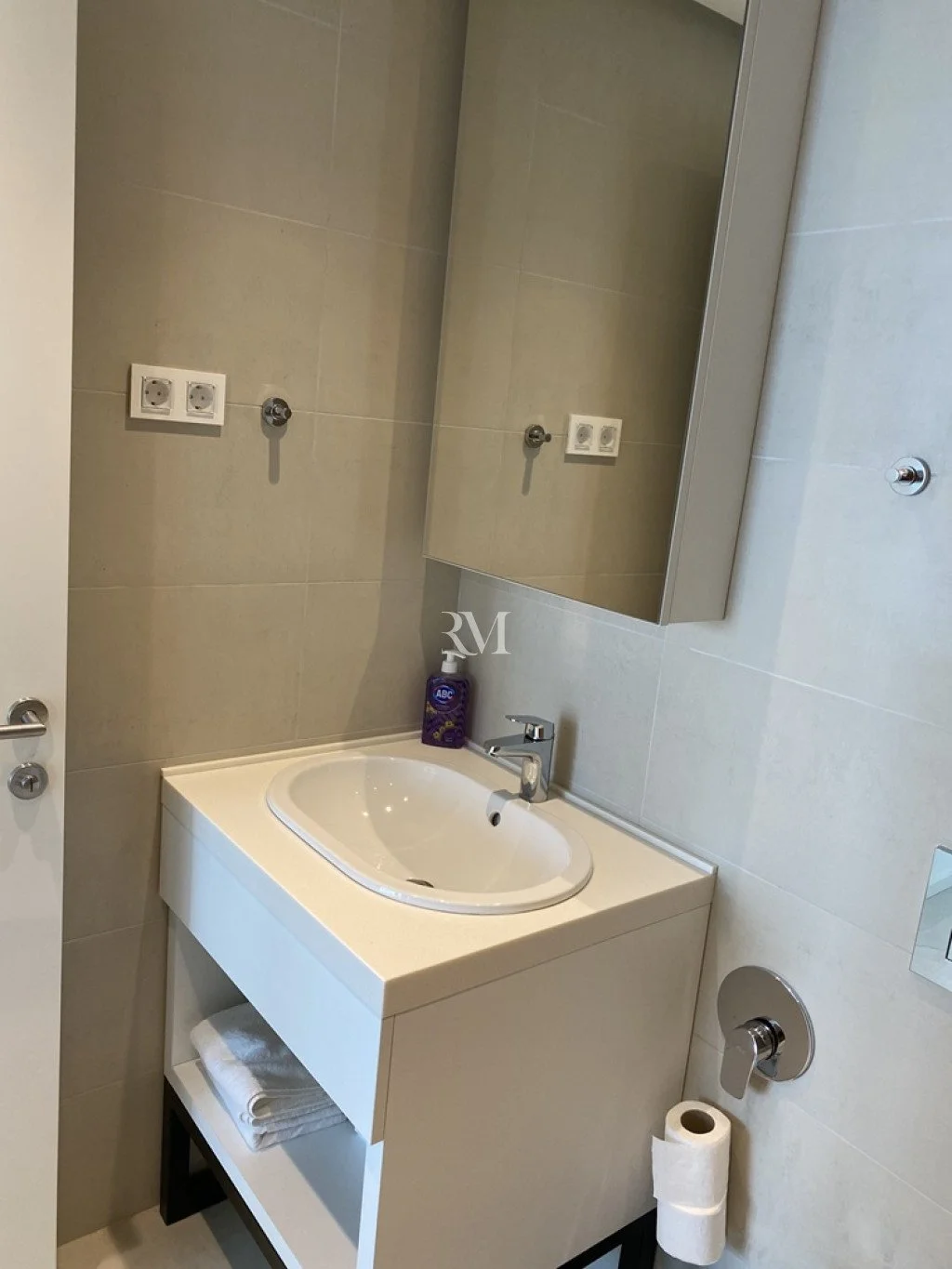 Flat 78m² in Montenegro, Budva. Priced at 424000€ rent photo-9
