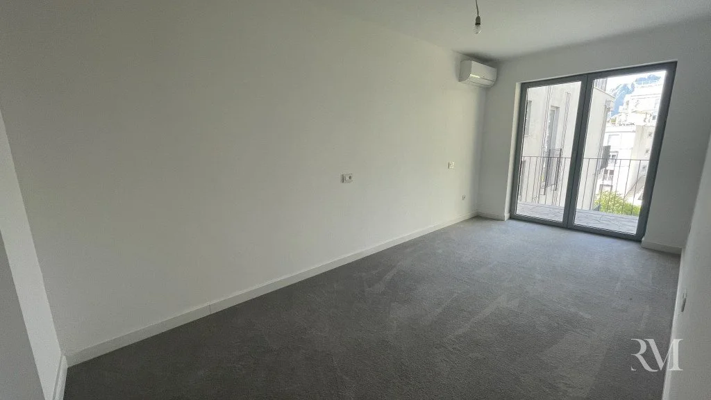 Flat 200m² in Montenegro, Kotor. Priced at 660000€ rent photo-12