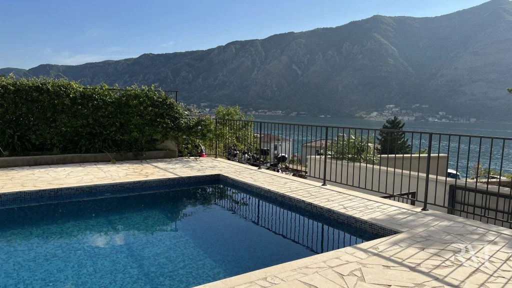 Flat 200m² in Montenegro, Kotor. Priced at 660000€ rent photo-16