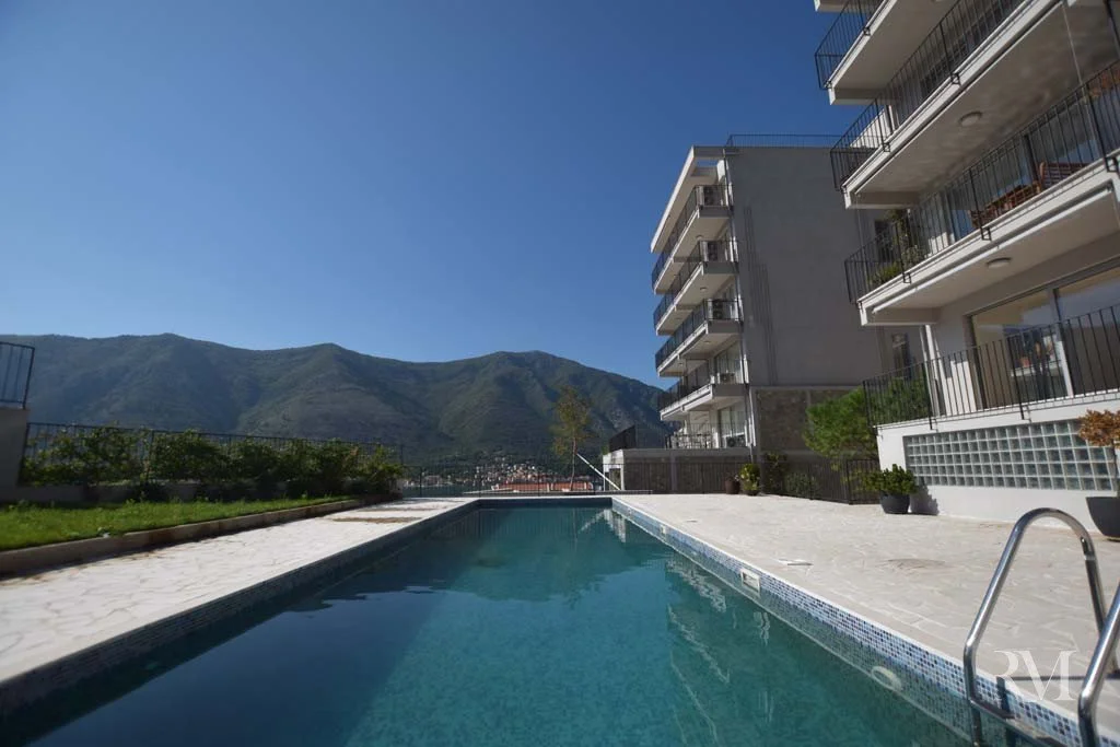 Flat 200m² in Montenegro, Kotor. Priced at 660000€ rent photo-17