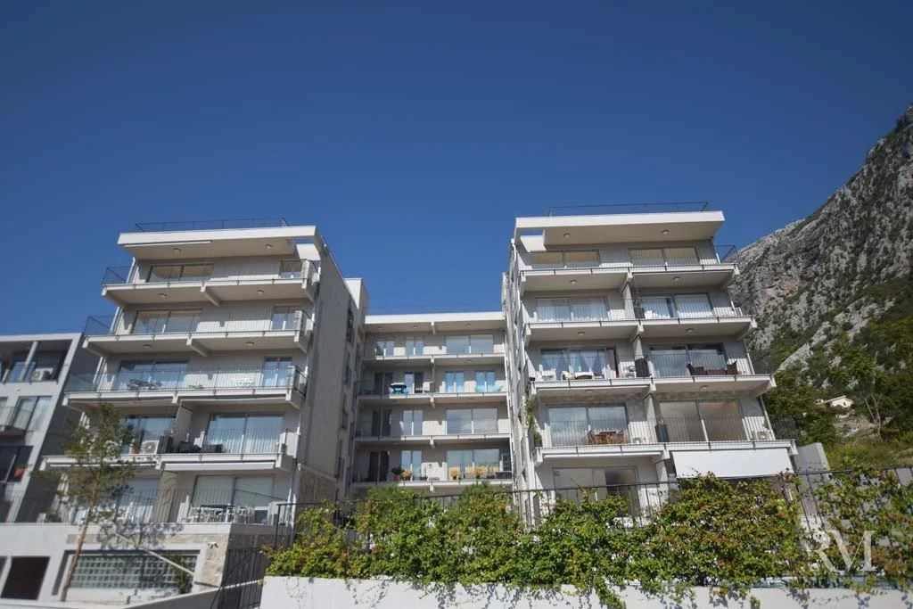 Flat 200m² in Montenegro, Kotor. Priced at 660000€ rent photo-19