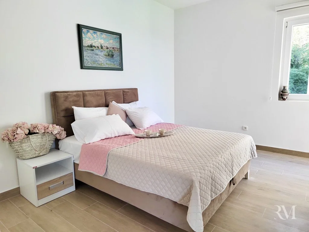 Flat 77m² in Montenegro, Budva. Priced at 142000€ rent photo-4