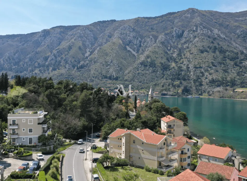 Flat 104m² in Montenegro, Kotor. Priced at 324000€ rent photo-6