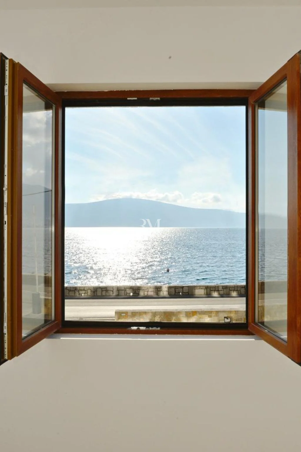 Flat 96m² in Montenegro, Tivat. Priced at 371000€ rent photo-2