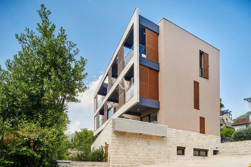 Flat 40m² in Montenegro, Tivat. Priced at 170000€ rent photo-3