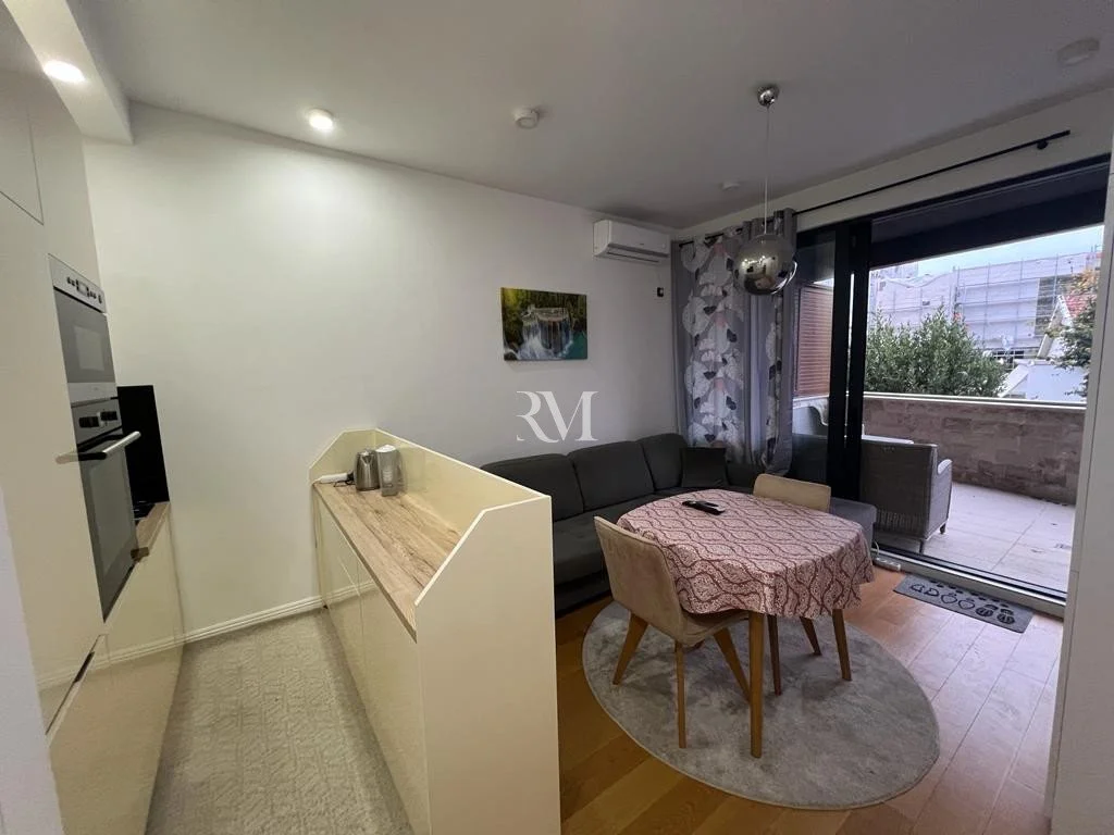 Flat 40m² in Montenegro, Tivat. Priced at 170000€ rent photo-9