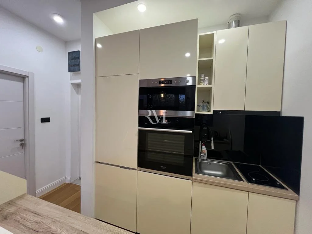 Flat 40m² in Montenegro, Tivat. Priced at 170000€ rent photo-13