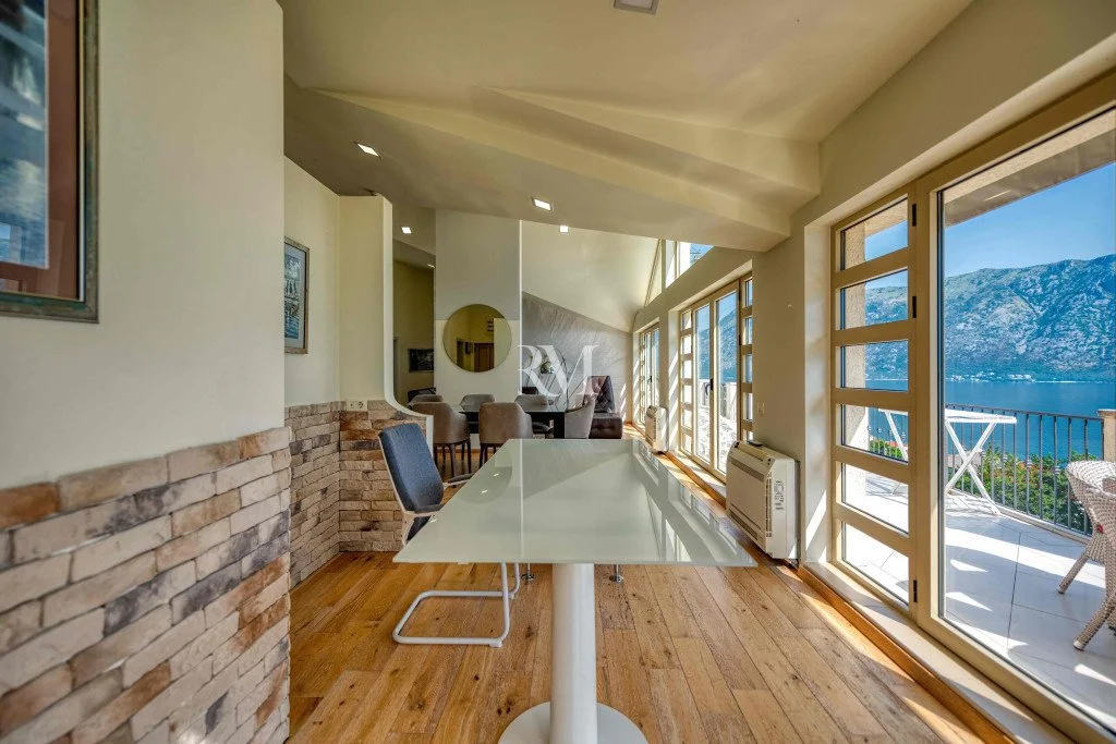Flat 167m² in Montenegro, Kotor. Priced at 424000€ rent photo-8