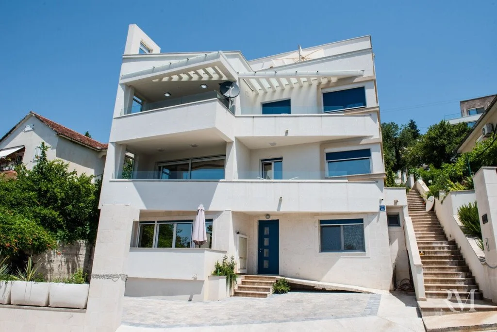 Flat 75m² in Montenegro, Tivat. Priced at 850€ rent photo-11