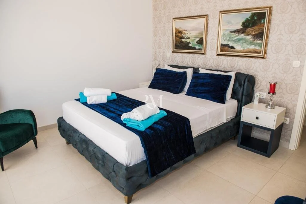 Flat 150m² in Montenegro, Tivat. Priced at 2300€ rent photo-14