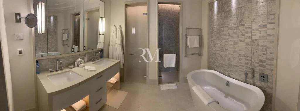 Flat 81m² in Montenegro, Tivat. Priced at 4500€ rent photo-8