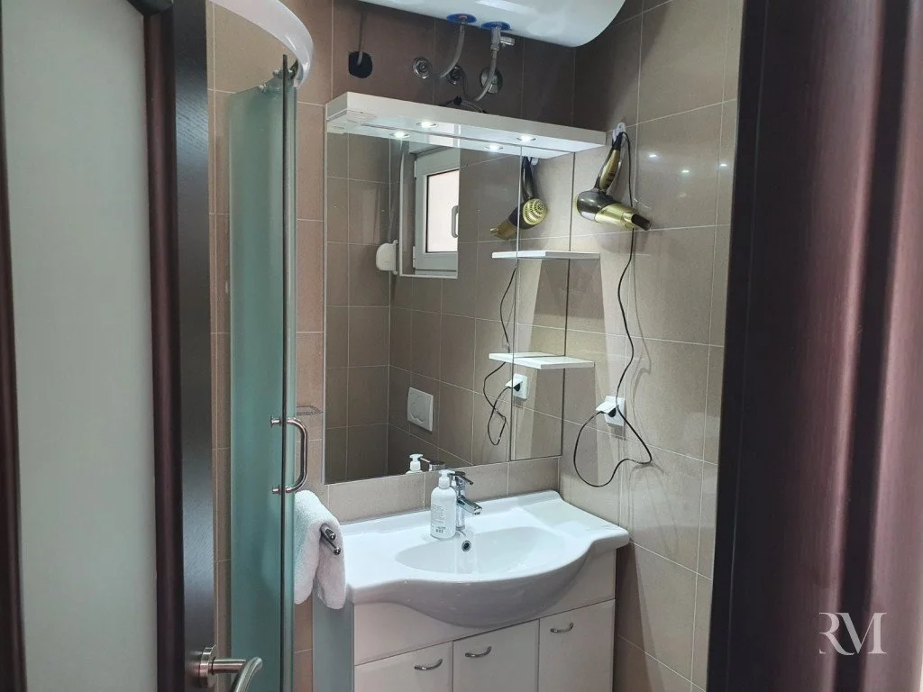 Flat 45m² in Montenegro, Kotor. Priced at 800€ rent photo-12