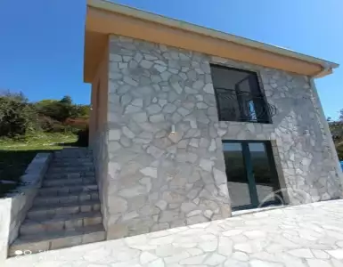 Арендовать дом в Черногории 1400€