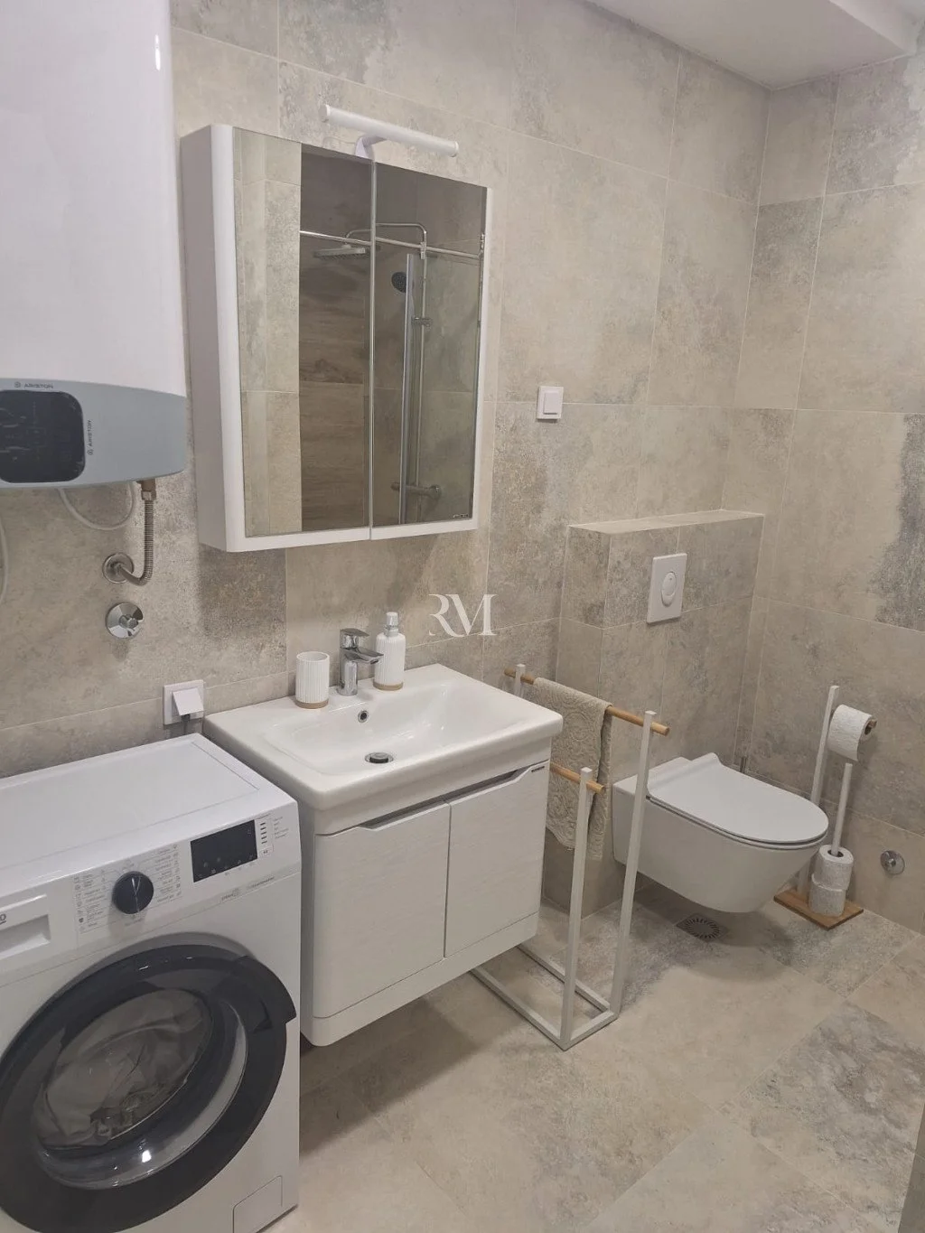 Flat 67m² in Montenegro, Tivat. Priced at 1200€ rent photo-8