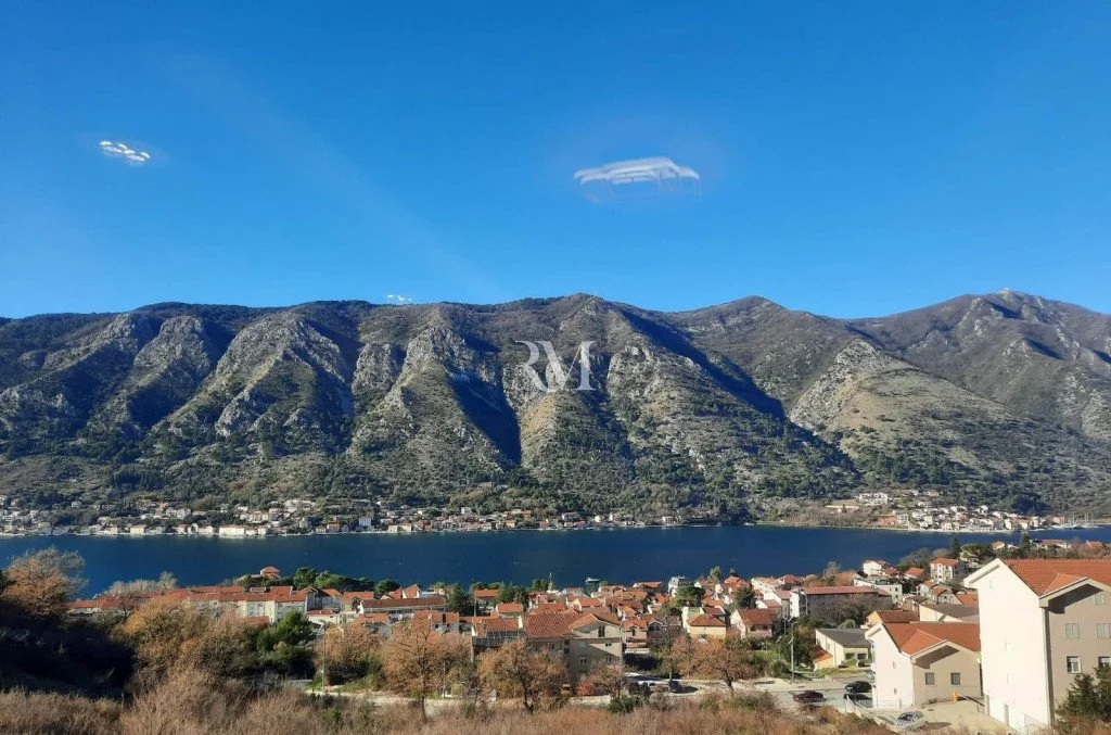 Flat 36m² in Montenegro, Kotor. Priced at 650€ rent photo-2