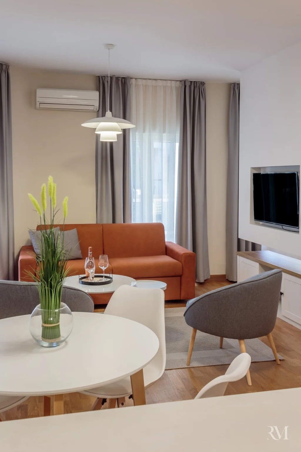 Flat 70m² in Montenegro, Tivat. Priced at 1150€ rent photo-2