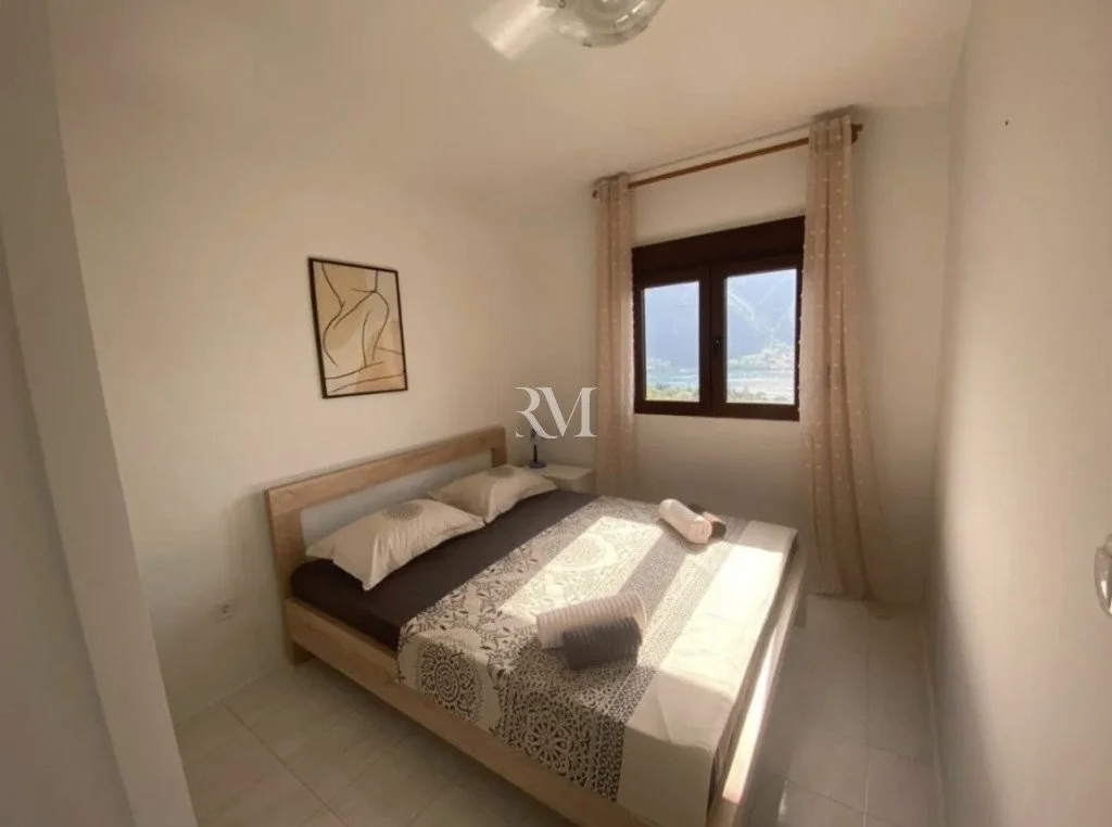 Flat 51m² in Montenegro, Kotor. Priced at 750€ rent photo-4