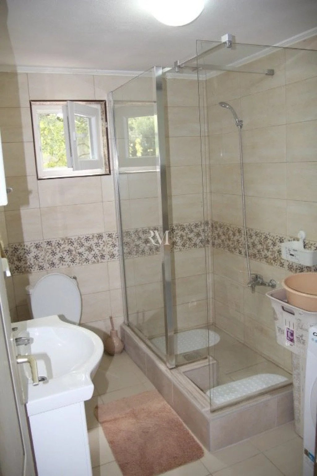 Flat 99m² in Montenegro, Kotor. Priced at 800€ rent photo-8