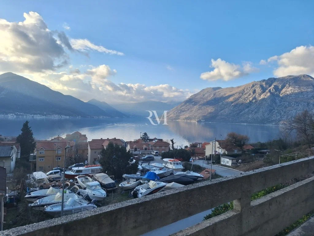 Flat 99m² in Montenegro, Kotor. Priced at 800€ rent photo-10
