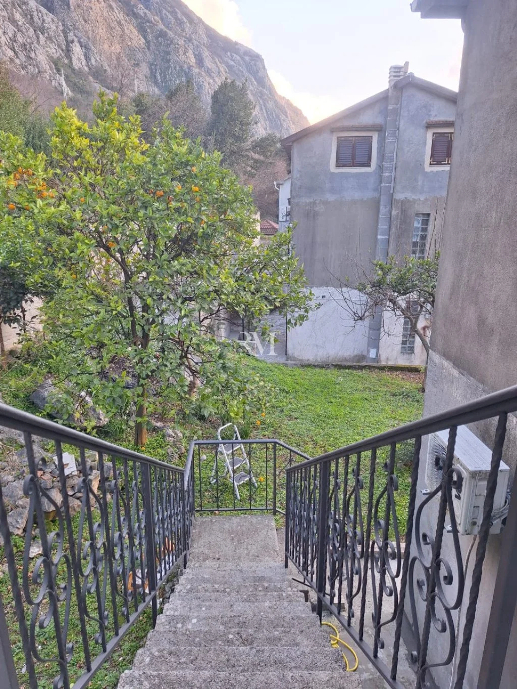 Flat 99m² in Montenegro, Kotor. Priced at 800€ rent photo-12