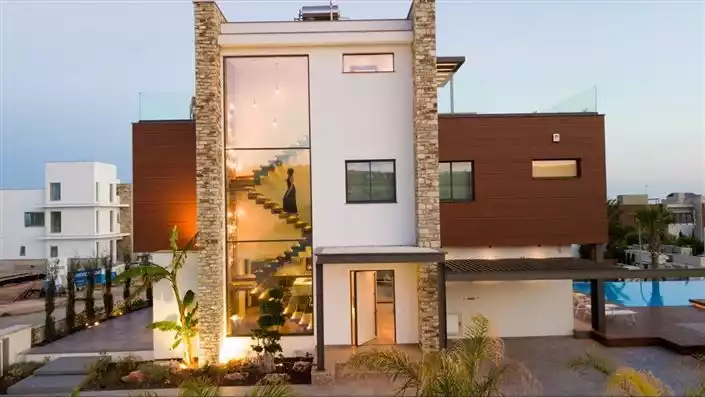 House 142m² in Cyprus, Ayia Napa. Priced at 1800000€ rent photo-1