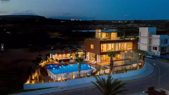 House 142m² in Cyprus, Ayia Napa. Priced at 1800000€ rent photo-5