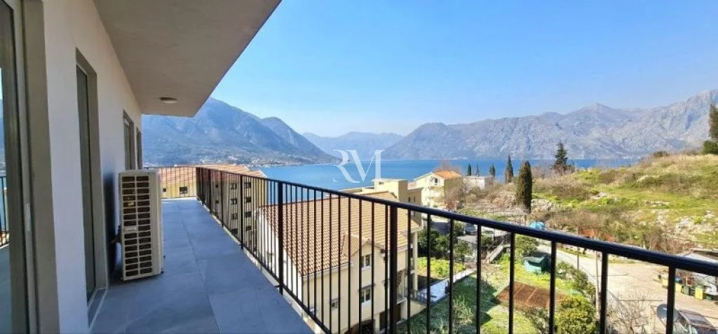 Flat 109m² in Montenegro, Kotor. Priced at 270000€ rent photo-2