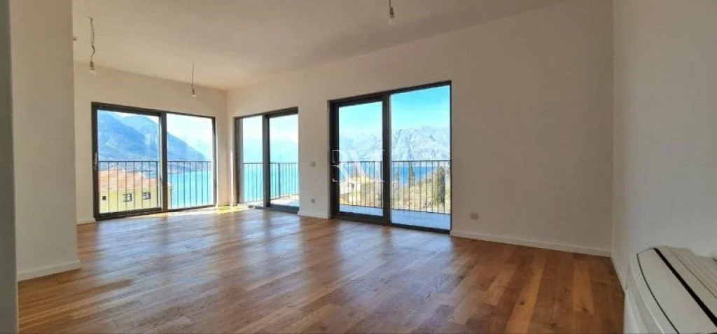 Flat 109m² in Montenegro, Kotor. Priced at 270000€ rent photo-3