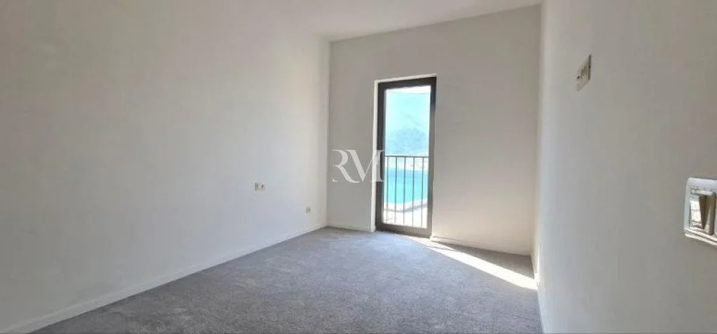 Flat 109m² in Montenegro, Kotor. Priced at 270000€ rent photo-9