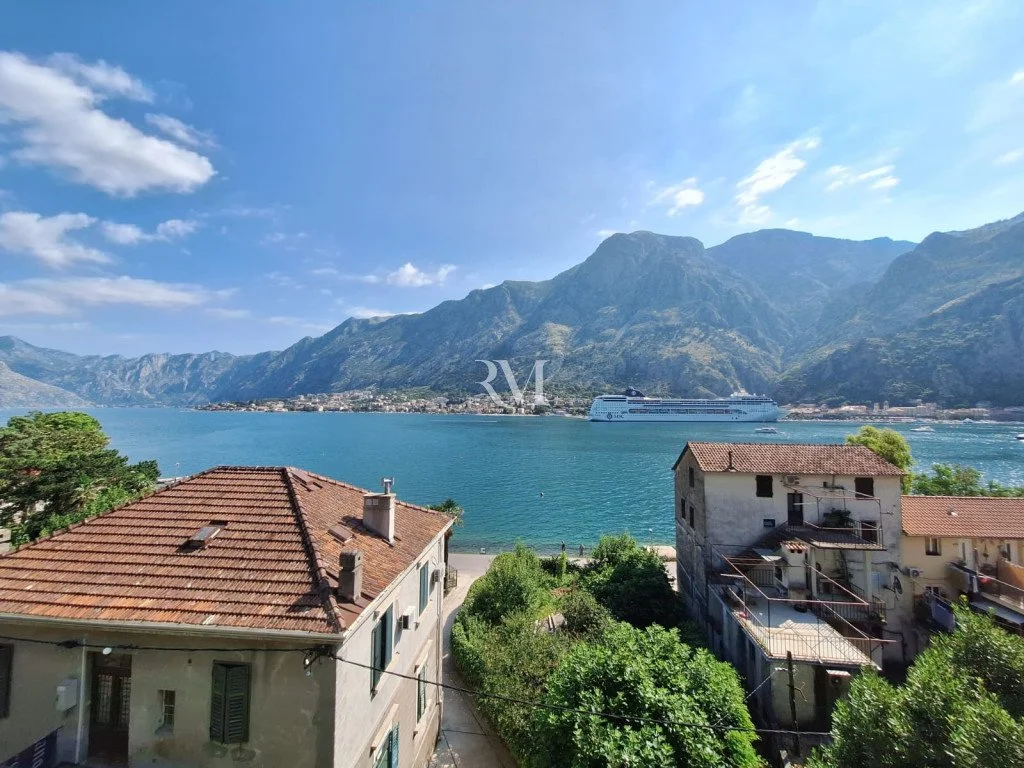 Flat 95m² in Montenegro, Kotor. Priced at 318000€ rent photo-4