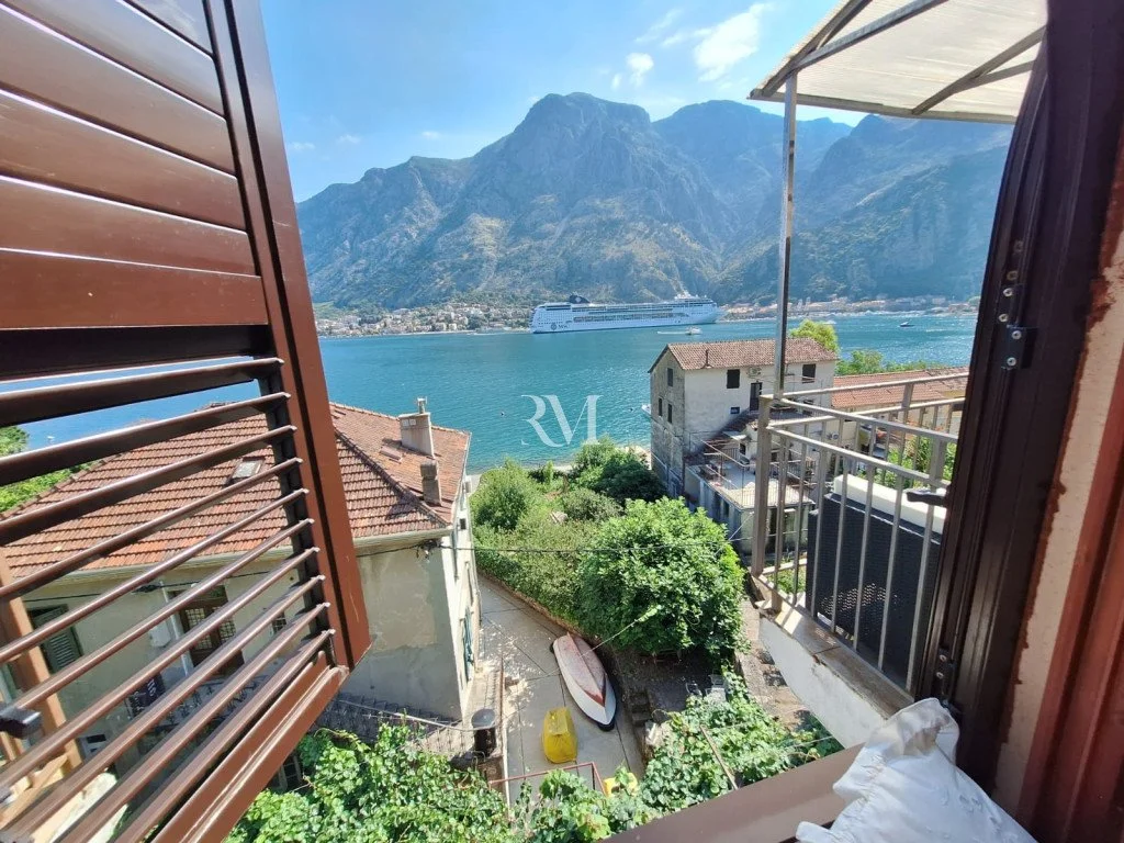 Flat 95m² in Montenegro, Kotor. Priced at 318000€ rent photo-6