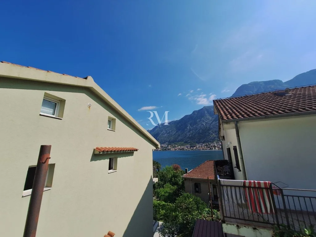 Flat 95m² in Montenegro, Kotor. Priced at 318000€ rent photo-26