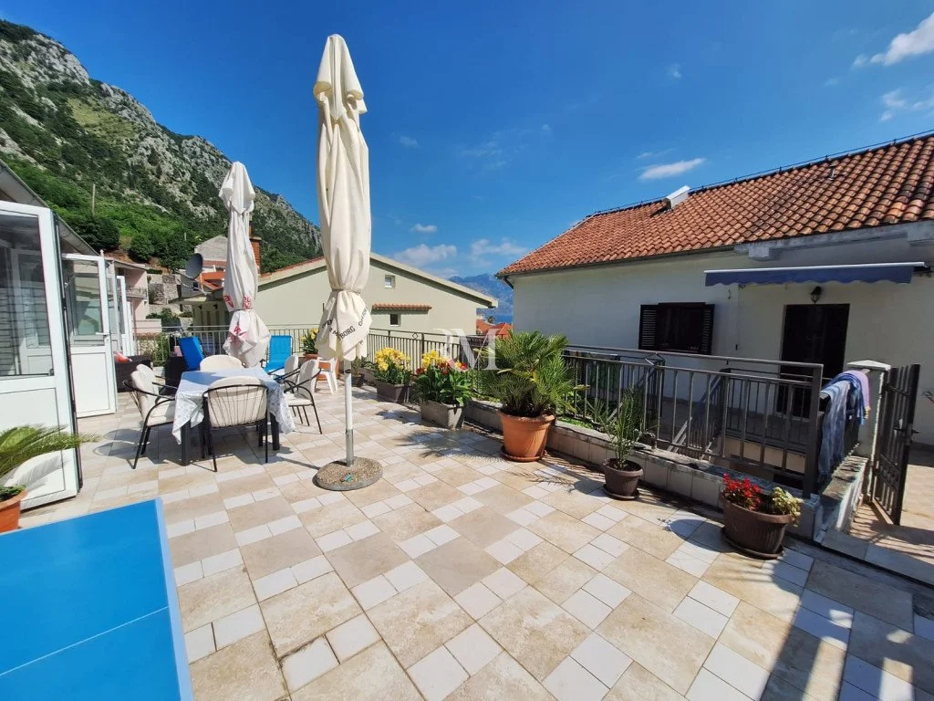 Flat 95m² in Montenegro, Kotor. Priced at 318000€ rent photo-27