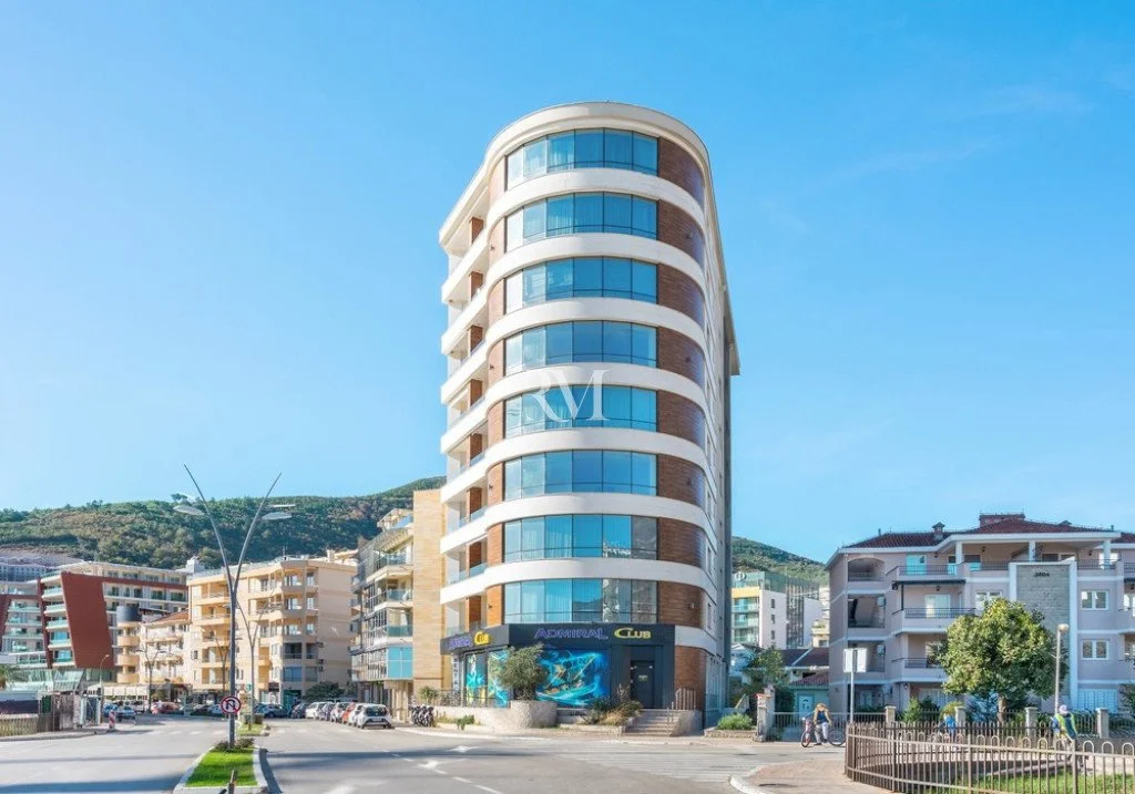 Flat 122m² in Montenegro, Budva. Priced at 450000€ rent photo-2