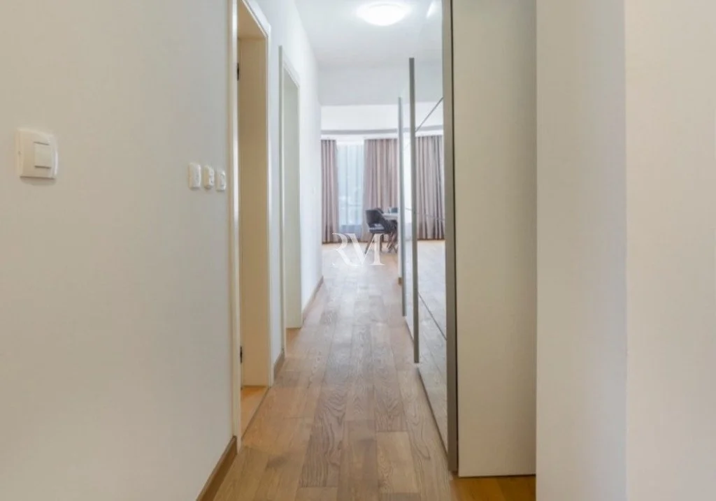Flat 122m² in Montenegro, Budva. Priced at 450000€ rent photo-5