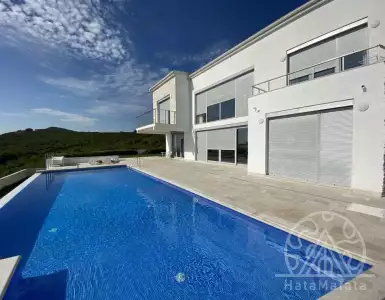 Арендовать villa в Montenegro 3600€