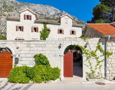 Купить дом в Черногории 2650000€