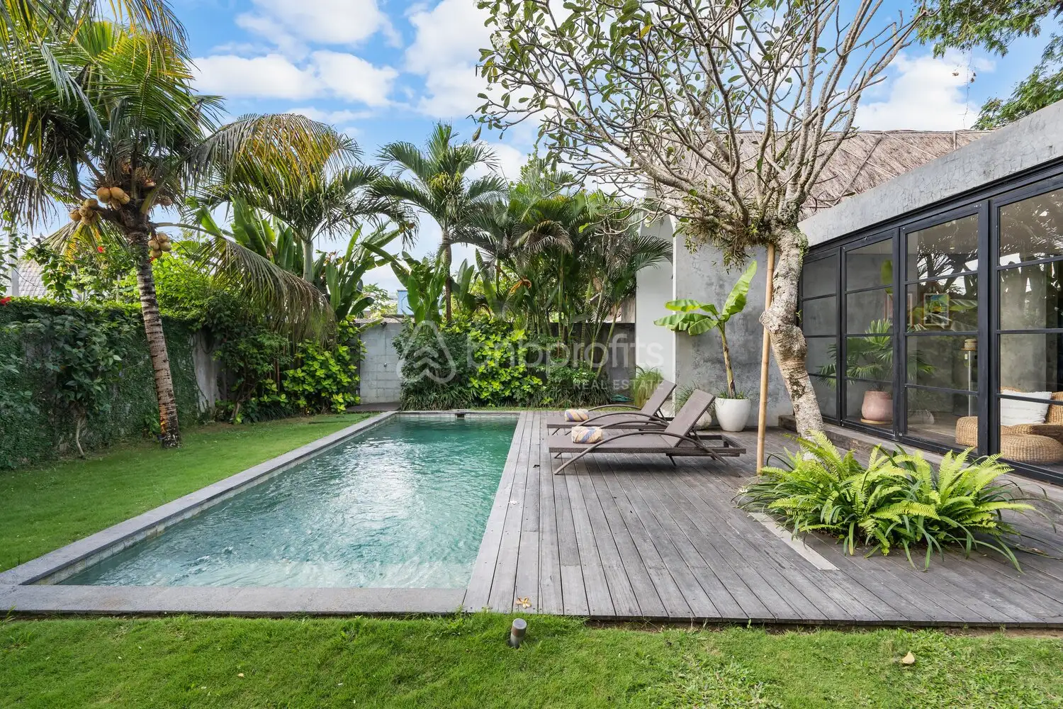 Villa 360m² in Indonesia, Canggu-Pererenan. Priced at 399000$ rent photo-2