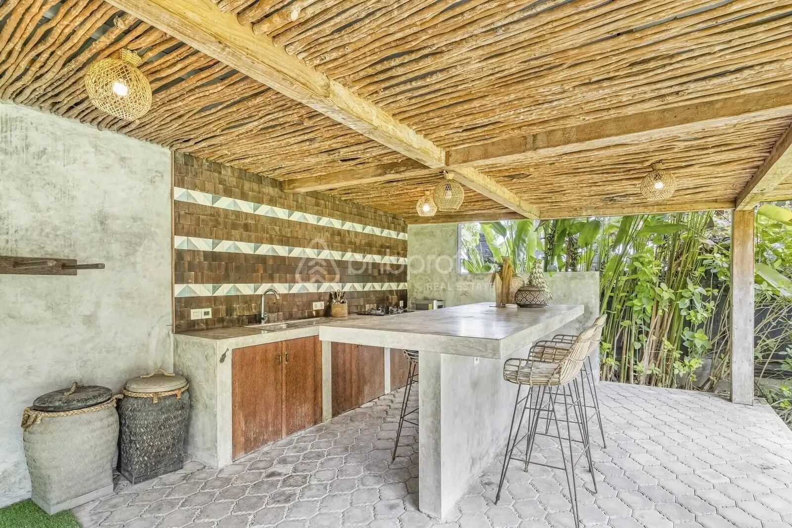 Villa 360m² in Indonesia, Canggu-Pererenan. Priced at 399000$ rent photo-15