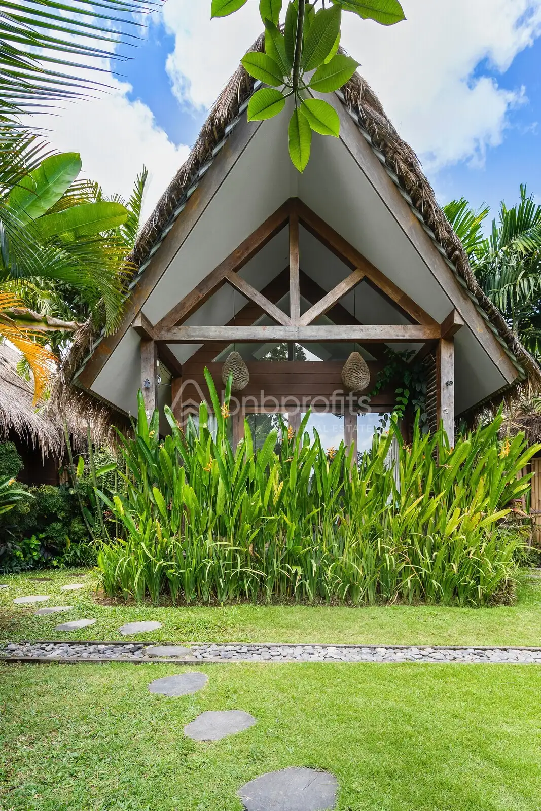 Villa 360m² in Indonesia, Canggu-Pererenan. Priced at 399000$ rent photo-7