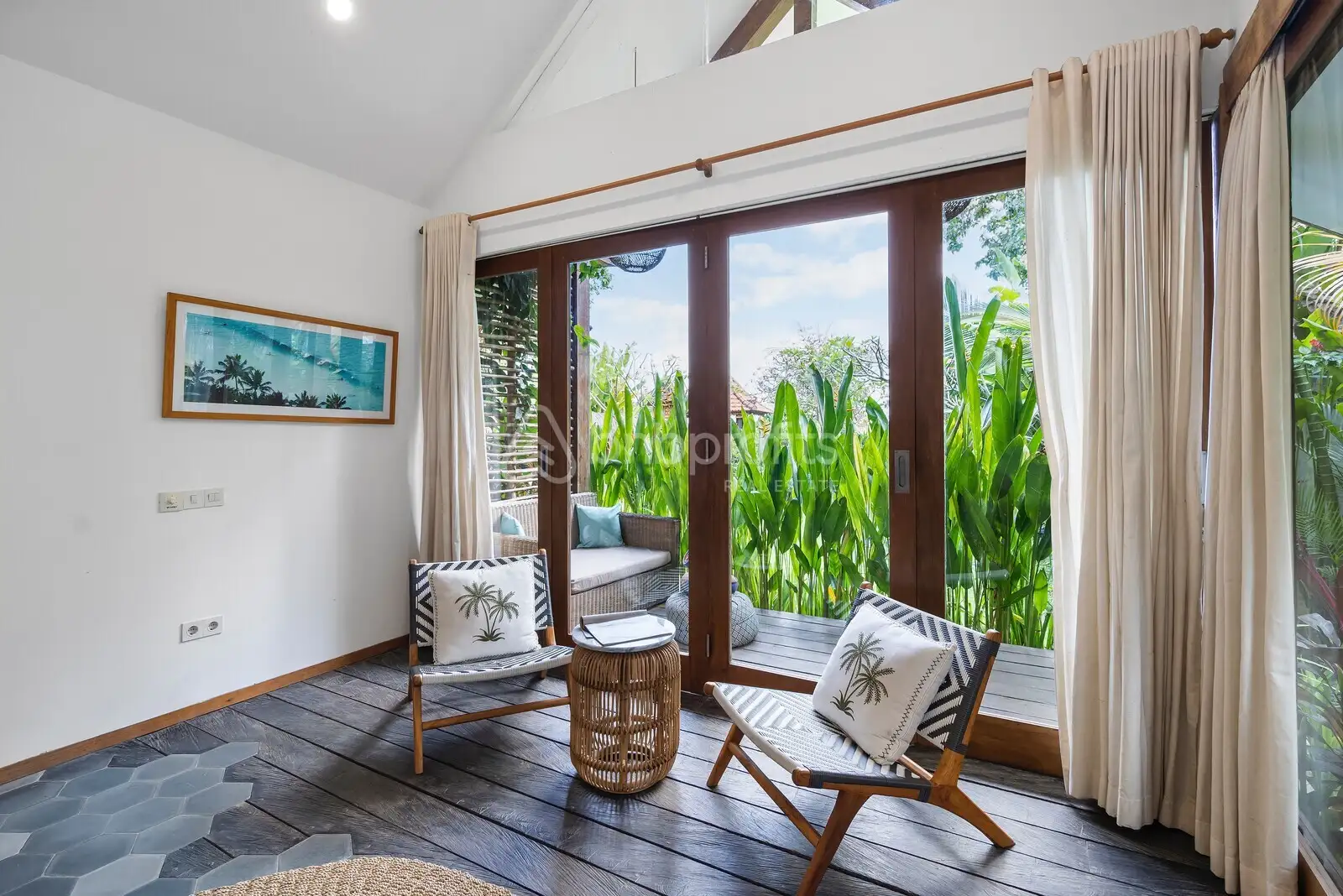 Villa 360m² in Indonesia, Canggu-Pererenan. Priced at 399000$ rent photo-13